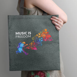 Dulce Heather Tote Bags